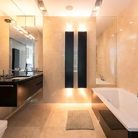 Apartament * Warszawa